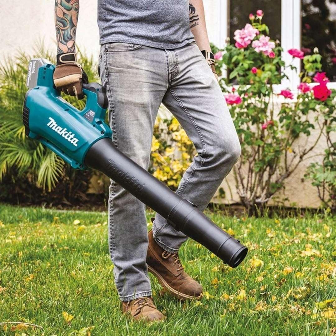 Makita DUB184RT 18V LXT Brushless Blower Set – Includes 1 x 5.0Ah Battery and Charger